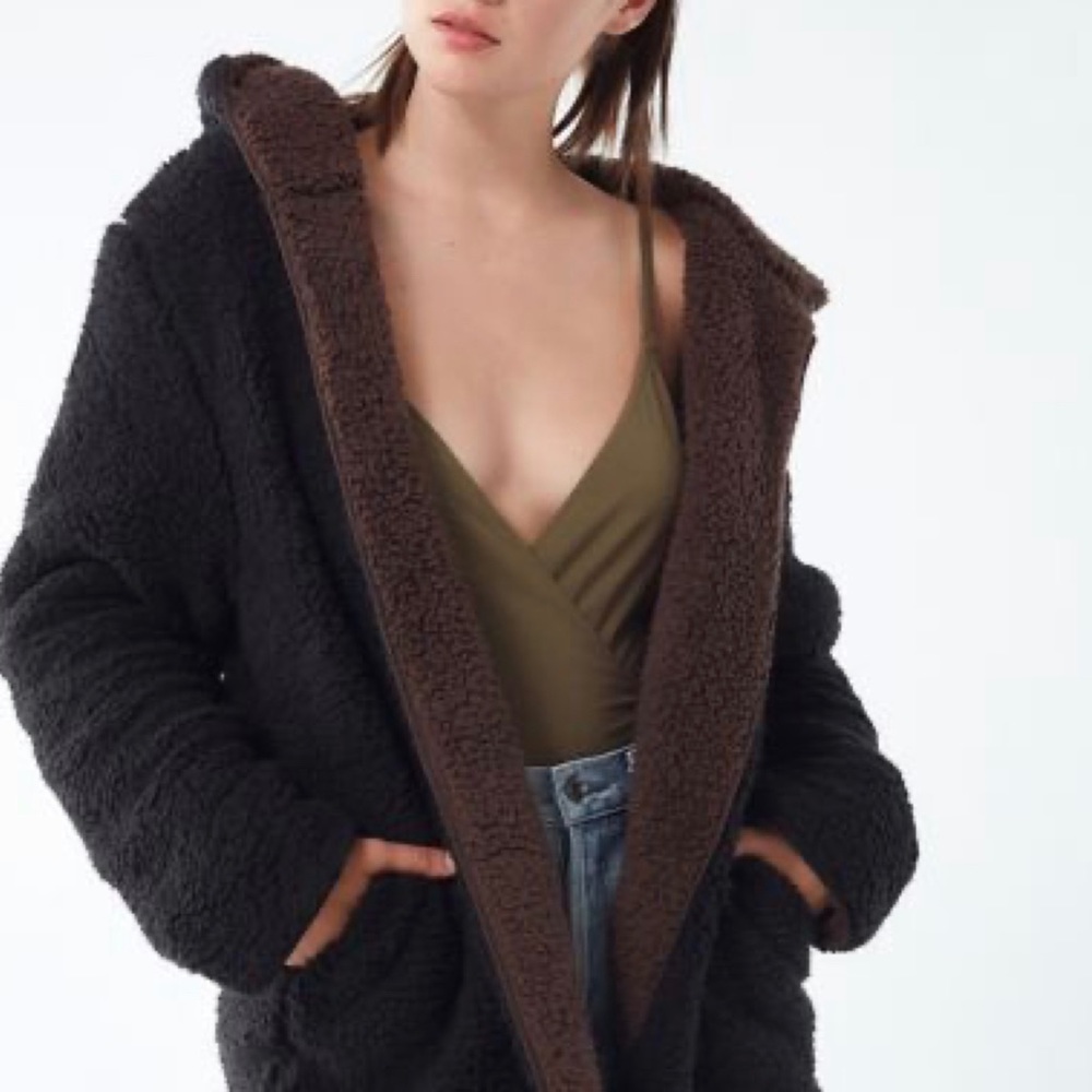 UO Carmella Reversible Teddy Jacket